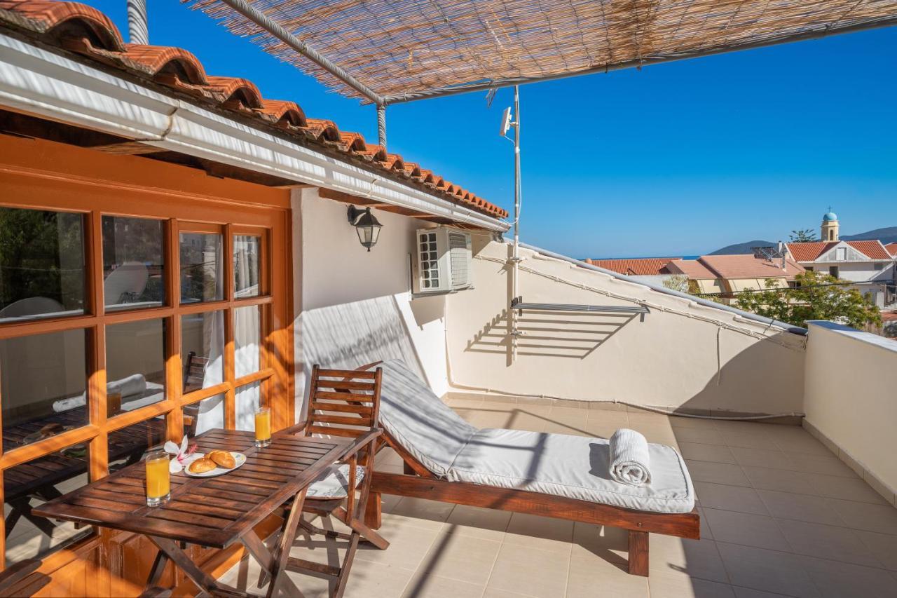 Alexatos Studios & Apartments Agia Efimia Exterior photo